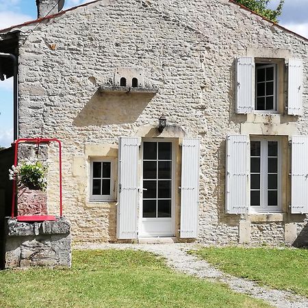 La Petite Maison Matha Dış mekan fotoğraf