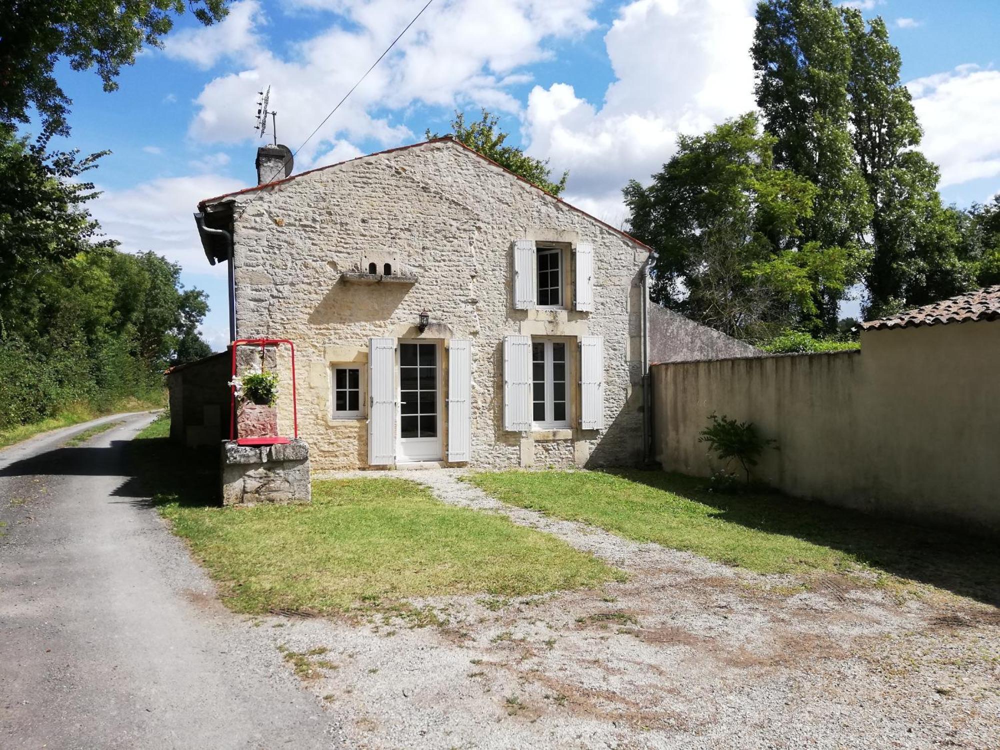 La Petite Maison Matha Dış mekan fotoğraf